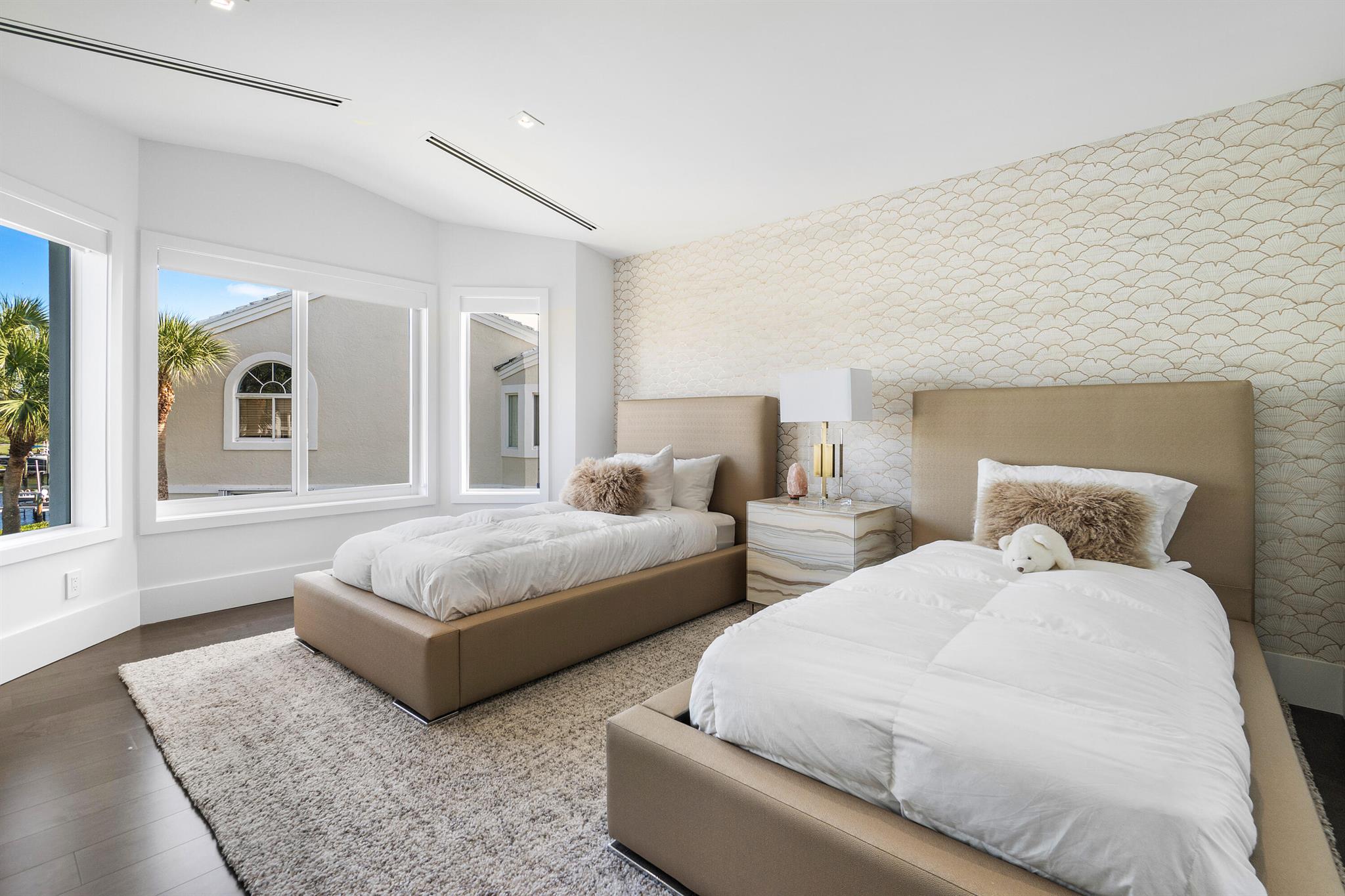 Admirals Cove - Residential