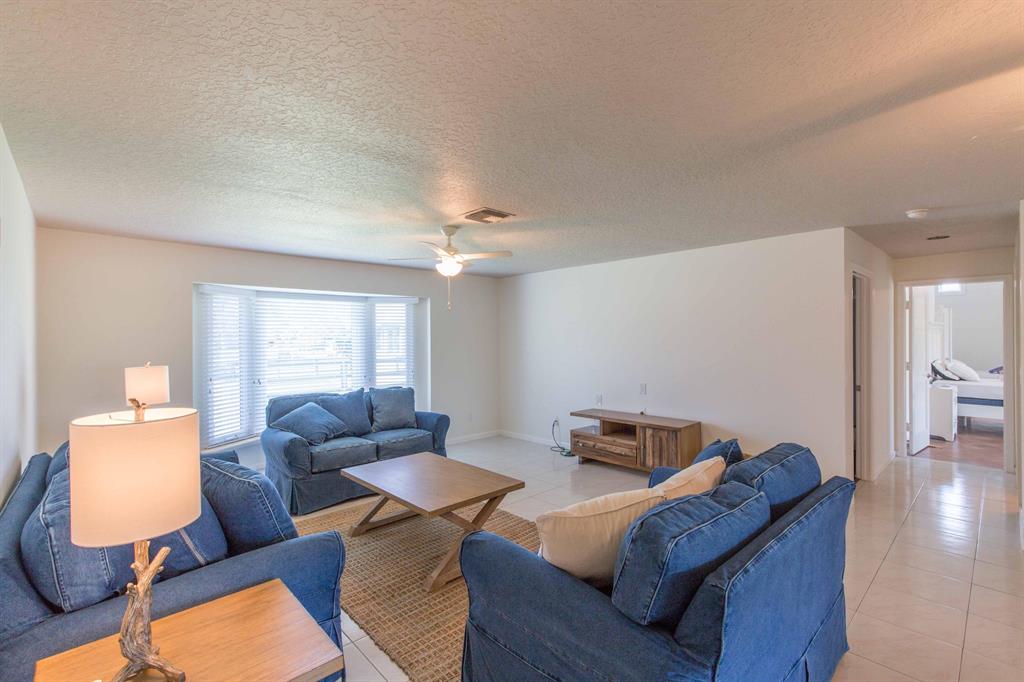 SADDLE TRAIL PARK OF WELL - Residential