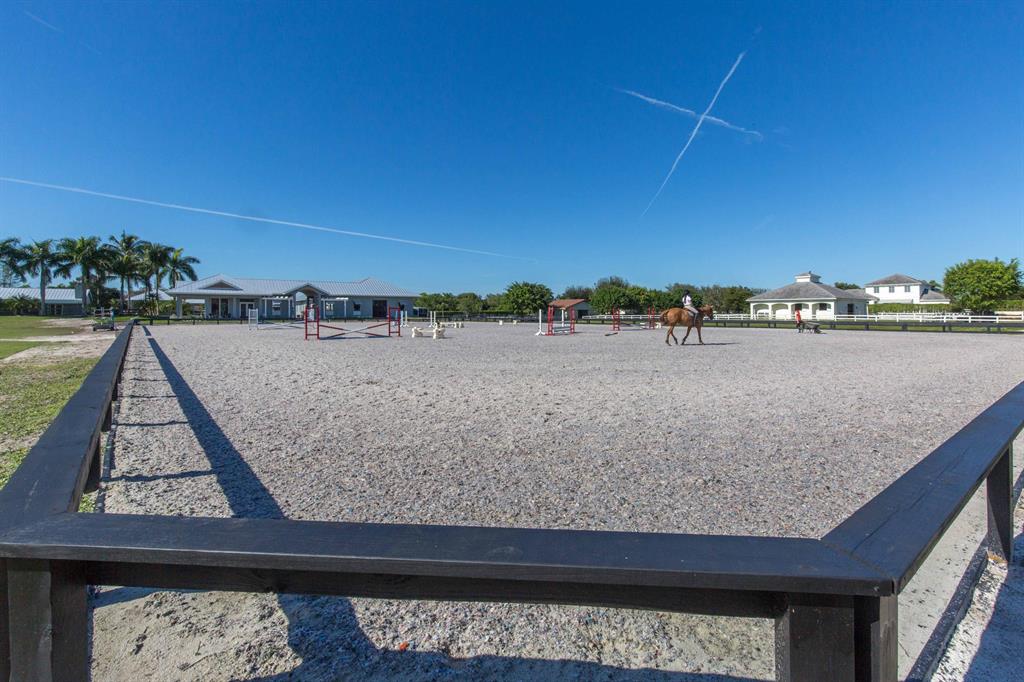 SADDLE TRAIL PARK OF WELL - Residential