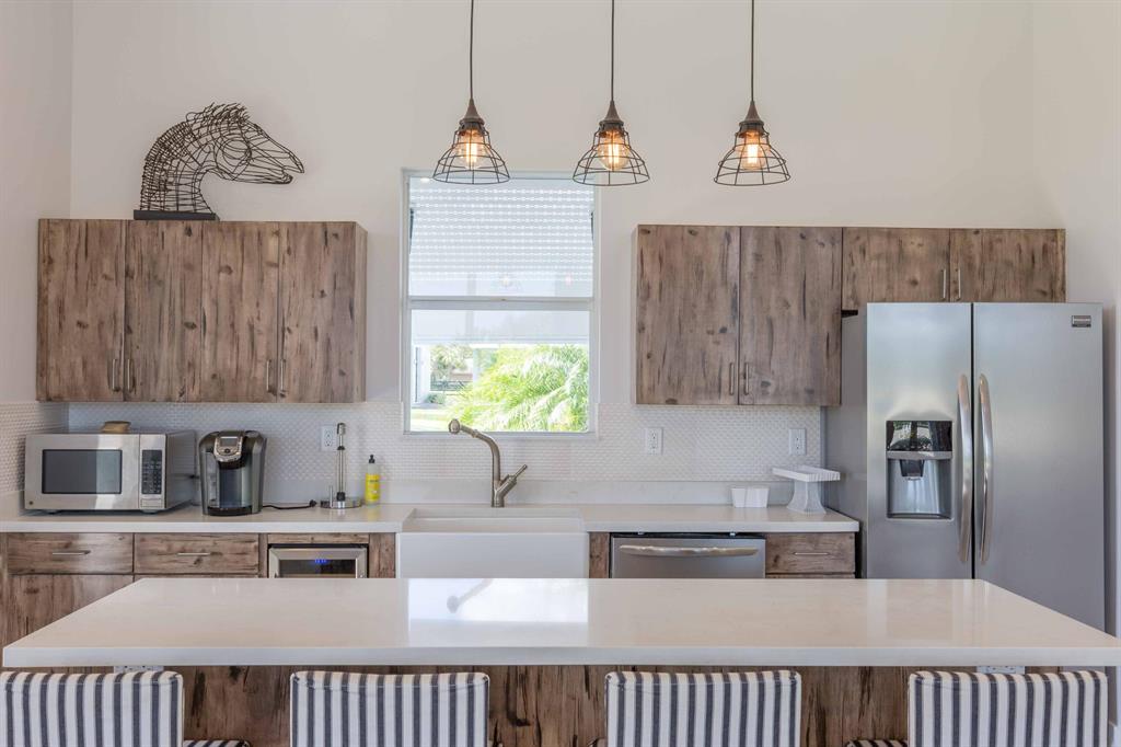 SADDLE TRAIL PARK OF WELL - Residential