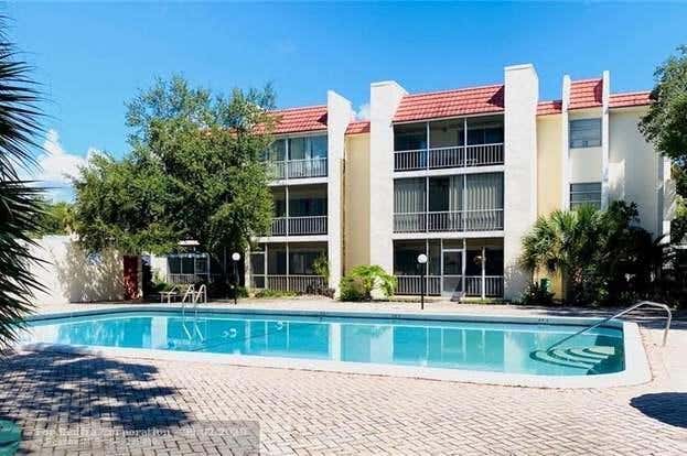 Photo of 644 NW 13th ST #23, Boca Raton, FL 33486 (MLS # B26063675)