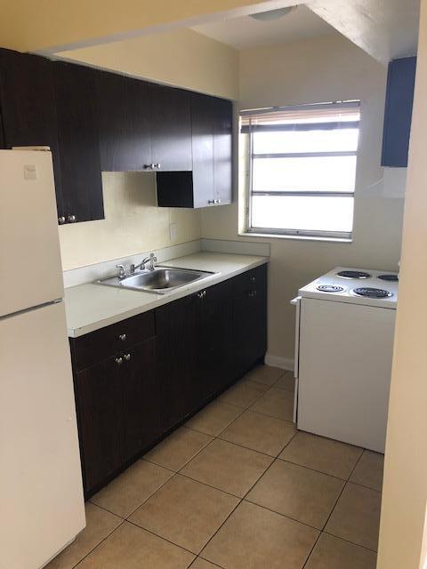 LAKE WORTH TOWN OF ADD 1 - Residential Lease