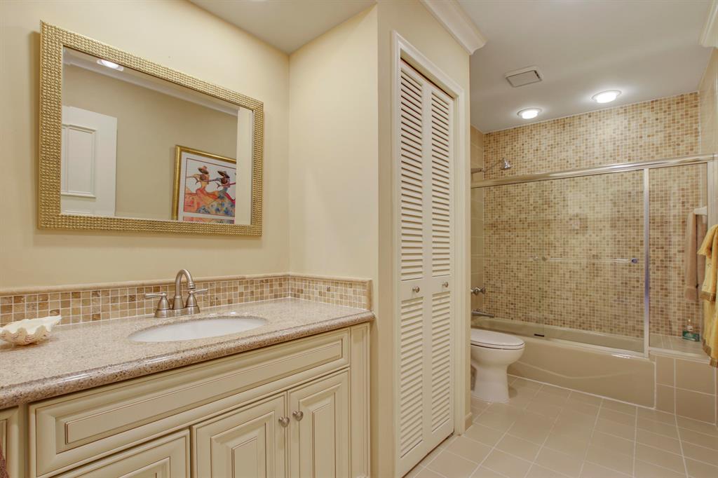 WOODLAKE OF DEER CREEK - Residential