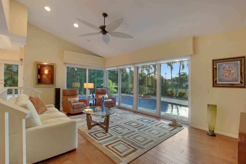 WOODLAKE OF DEER CREEK - Residential