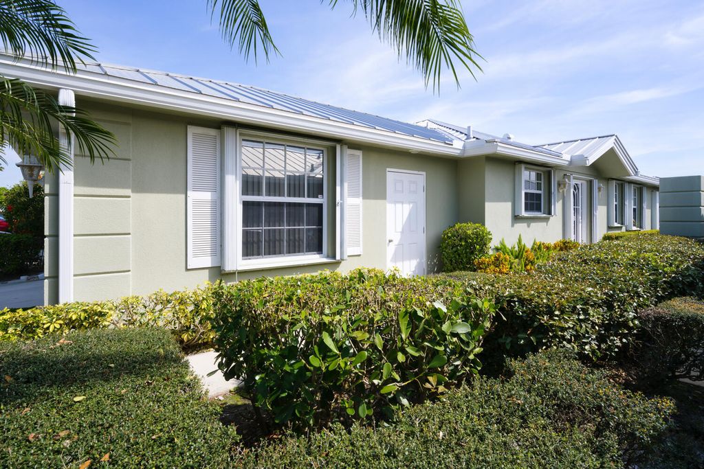 Photo of 1791 SW Springfield Court, Palm City, FL 34990 (MLS # R10964428)