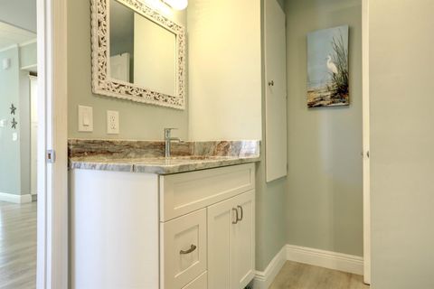 A home in Barefoot Bay