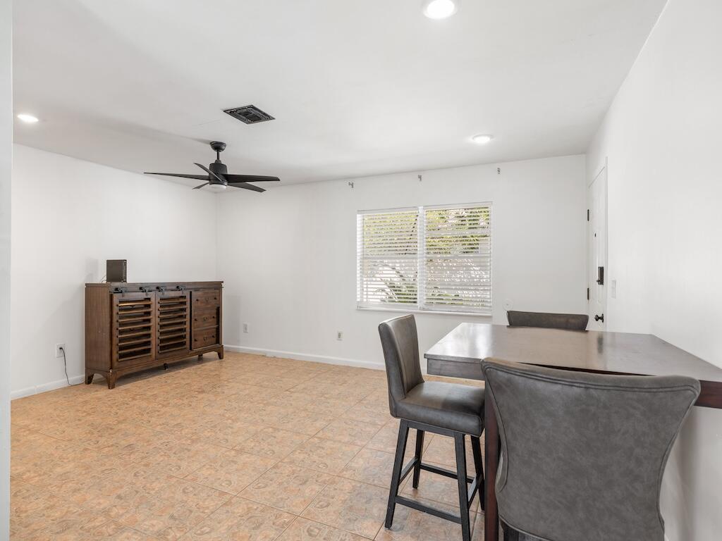 OSLO PARK UNIT NO 3 - Residential