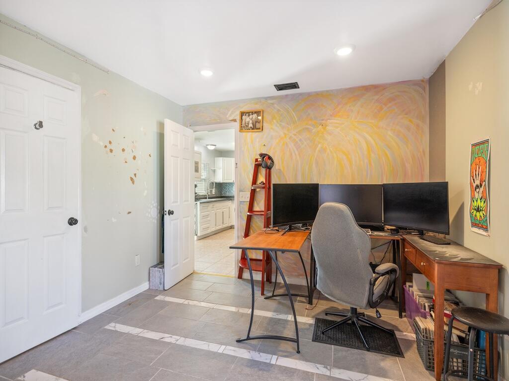 OSLO PARK UNIT NO 3 - Residential