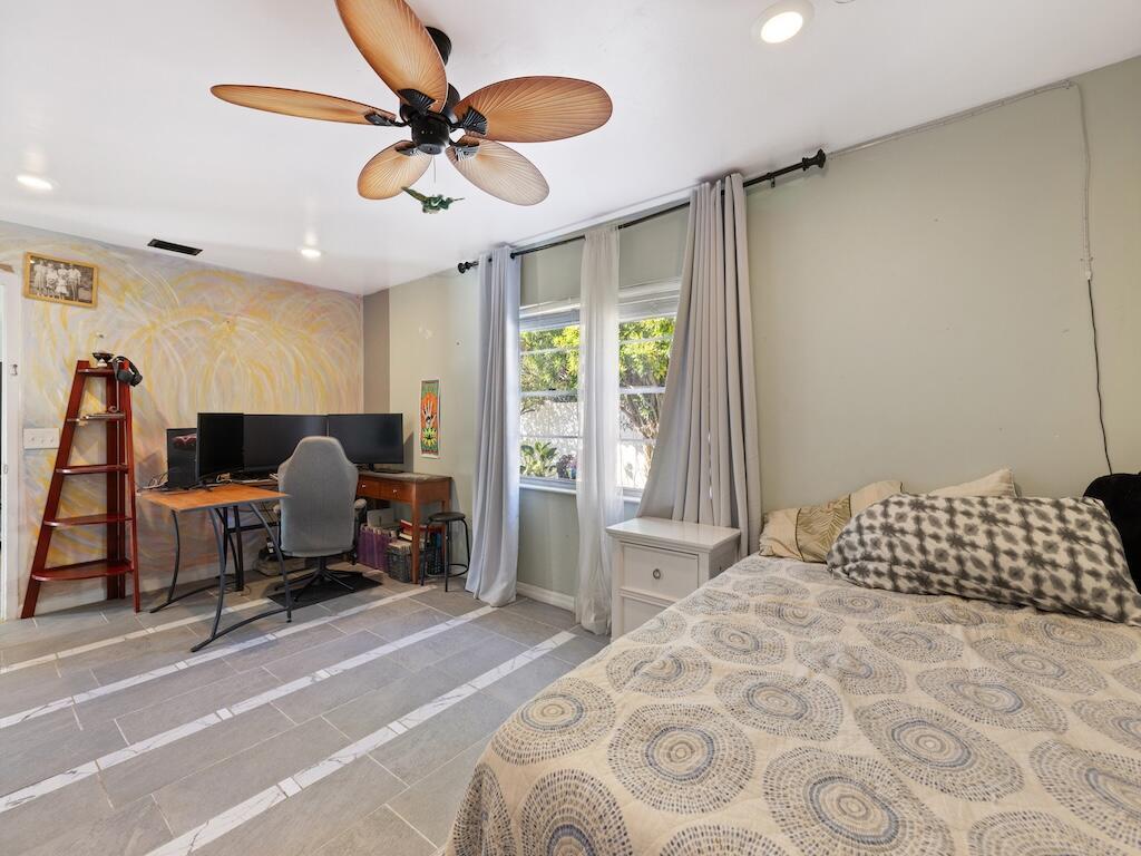 OSLO PARK UNIT NO 3 - Residential