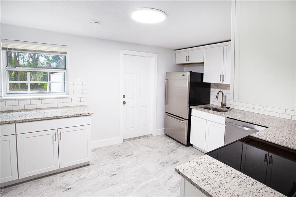 KENWOOD - Residential