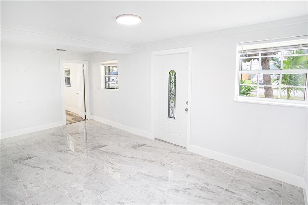 KENWOOD - Residential
