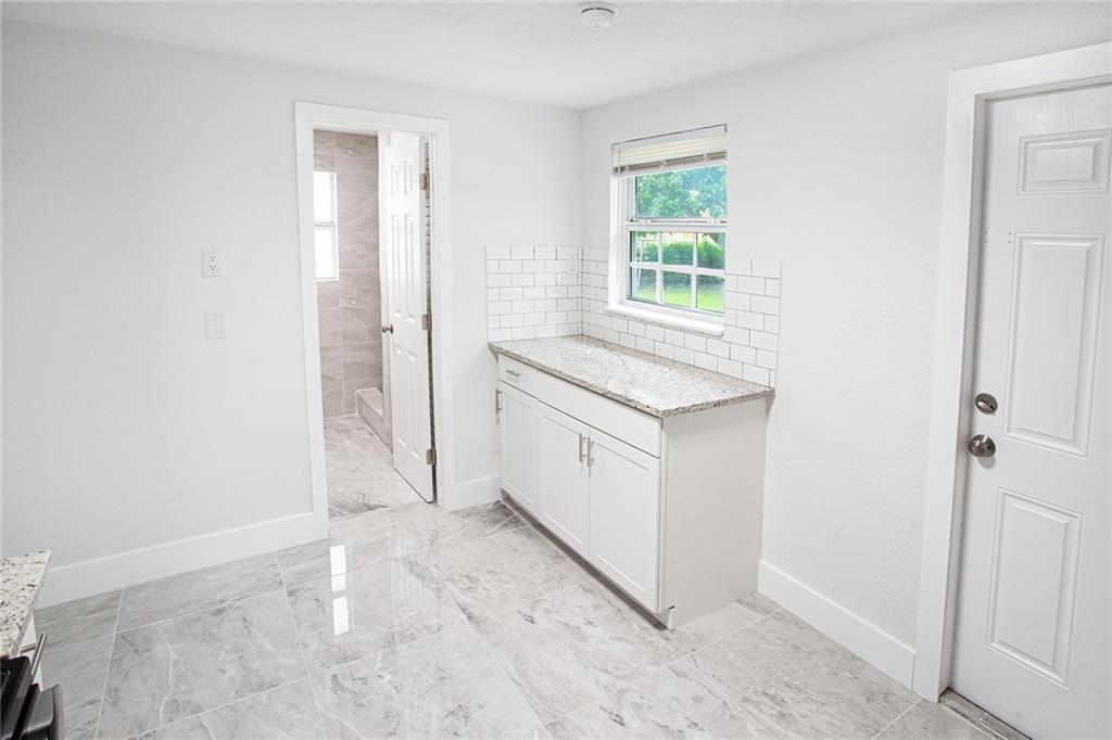 KENWOOD - Residential