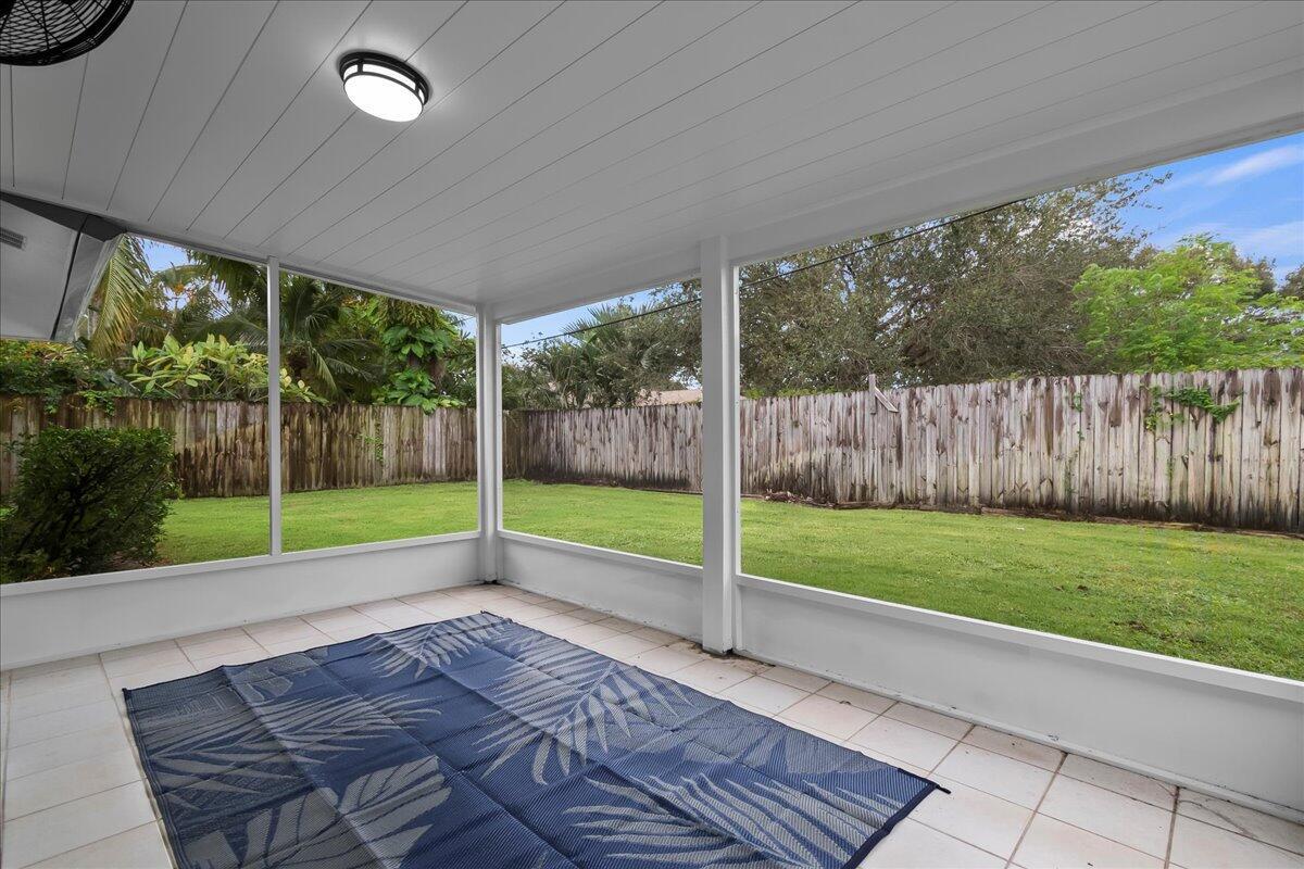 RIVERSIDE DRIVE PARK - Residential Lease