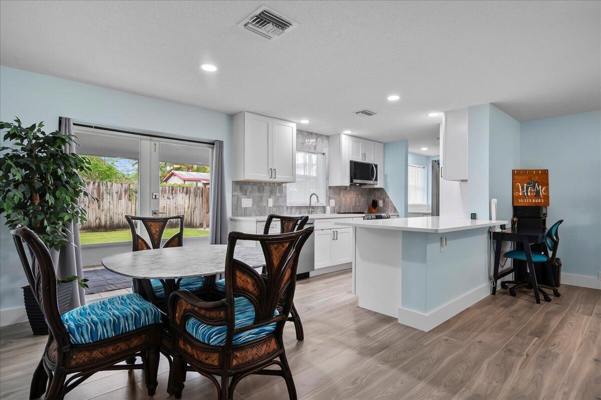 RIVERSIDE DRIVE PARK - Residential Lease