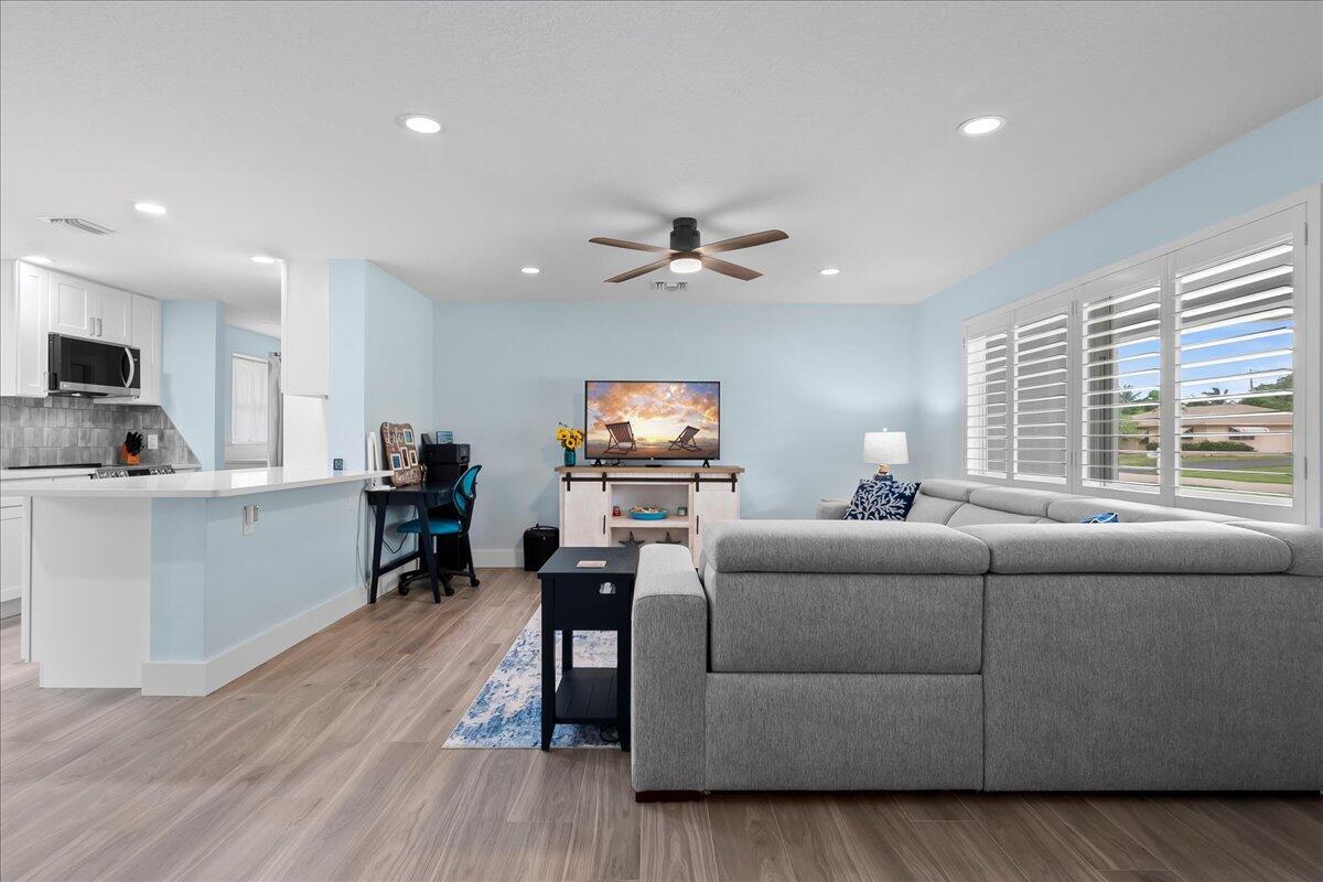 RIVERSIDE DRIVE PARK - Residential Lease