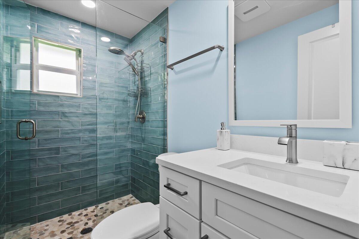 RIVERSIDE DRIVE PARK - Residential Lease