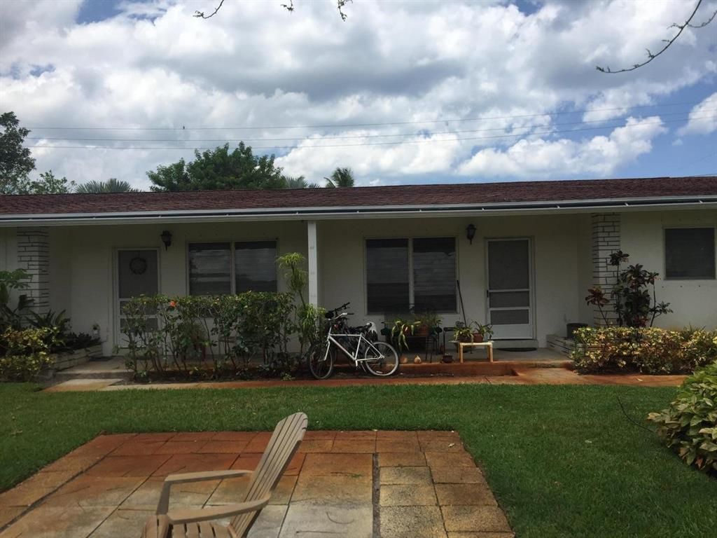 Photo of 19032 SE Hillcrest Drive, Tequesta, FL 33469 (MLS # R10699634)