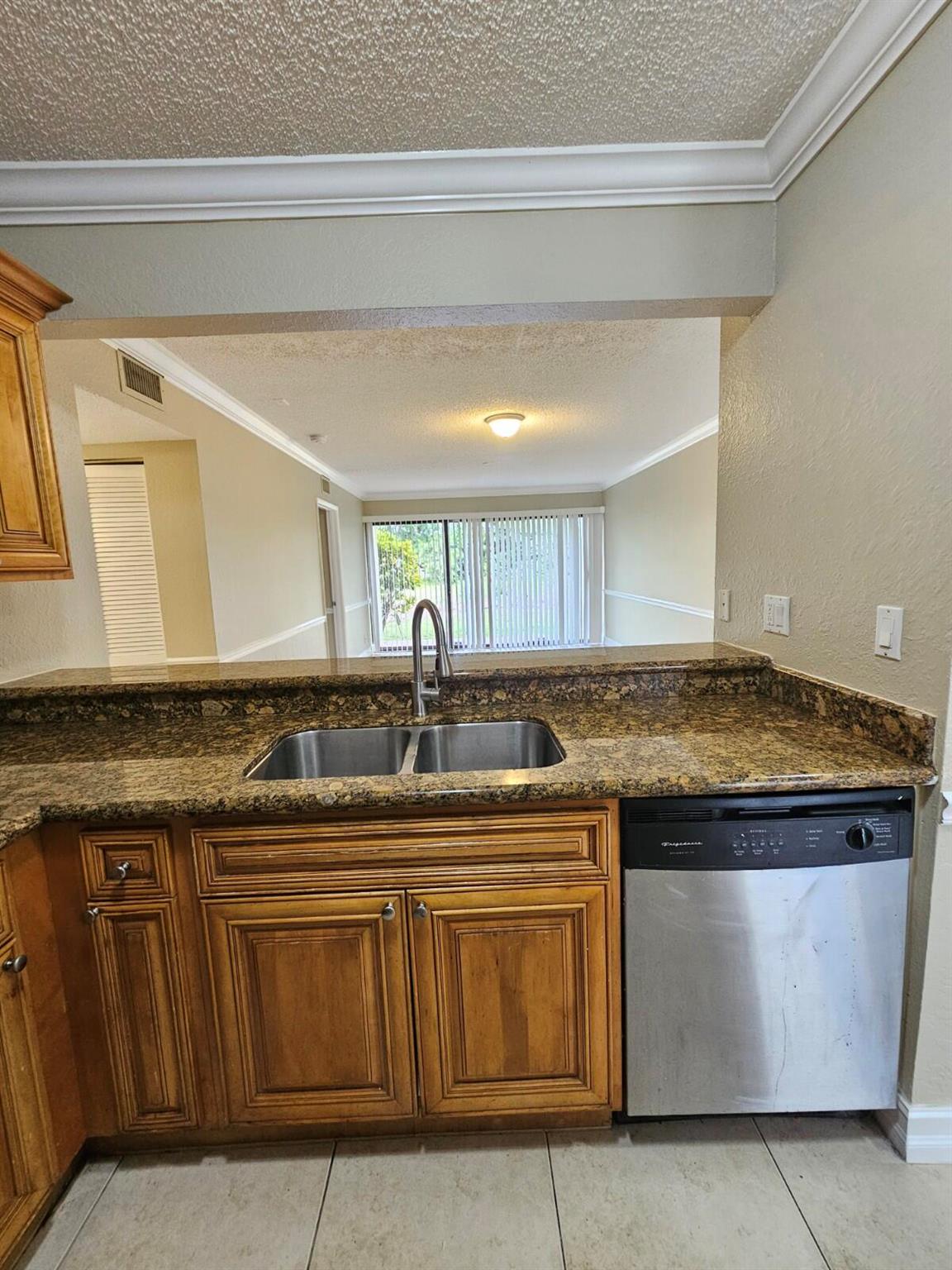 PALM BEACH PLACE CONDO - Residential Lease