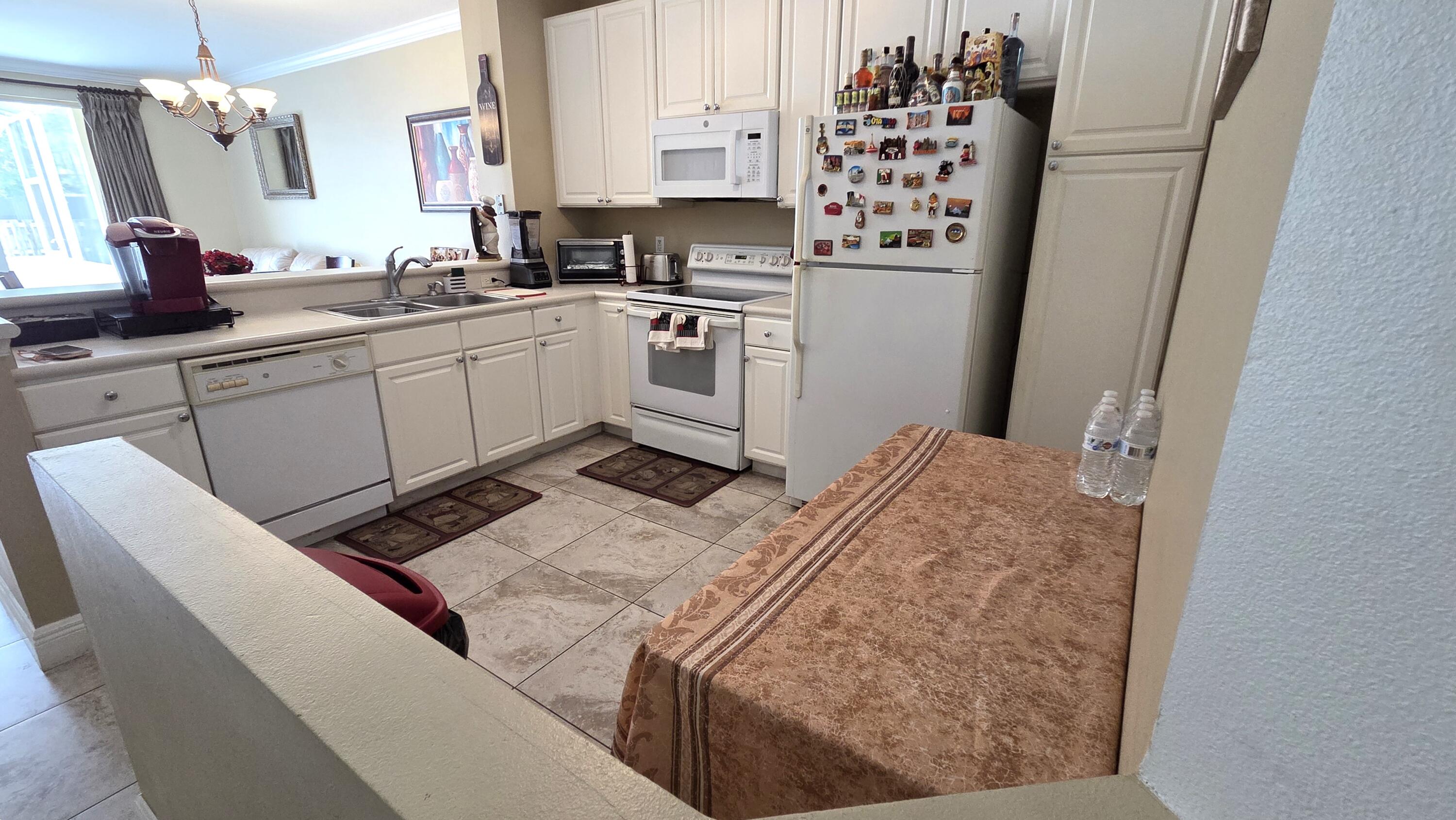 9664 Porta Leona Lane