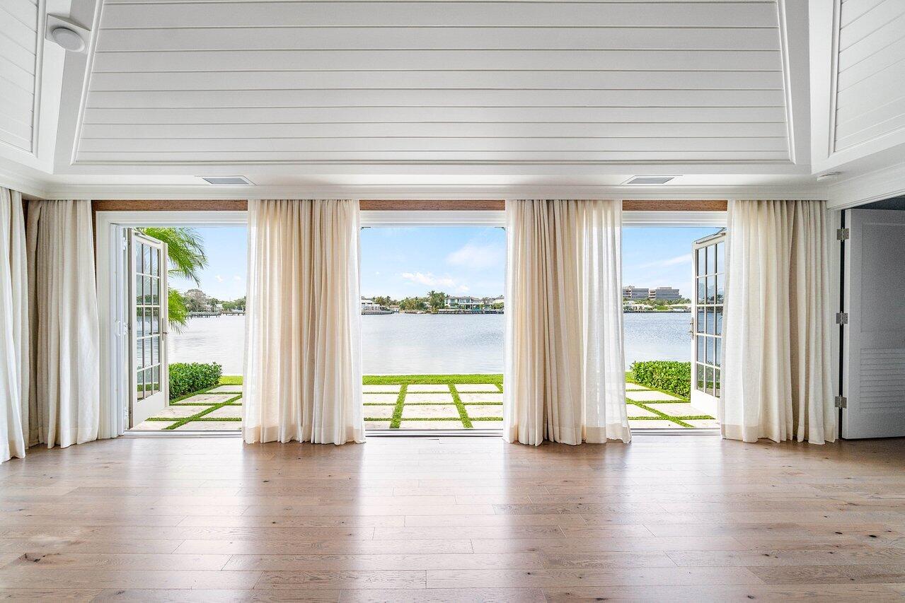 LOST TREE COND COTTAGES - Residential