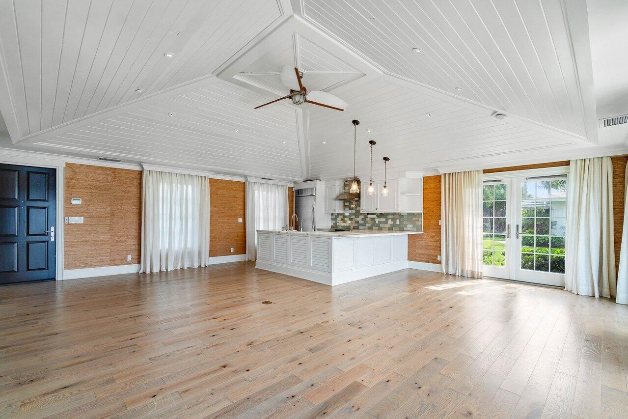 LOST TREE COND COTTAGES - Residential