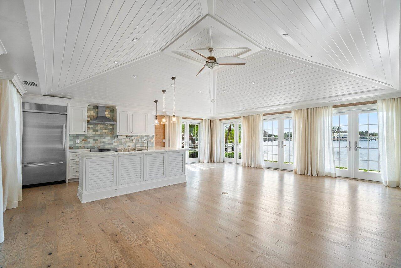 LOST TREE COND COTTAGES - Residential