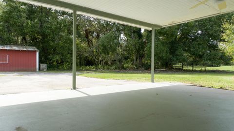 A home in Okeechobee