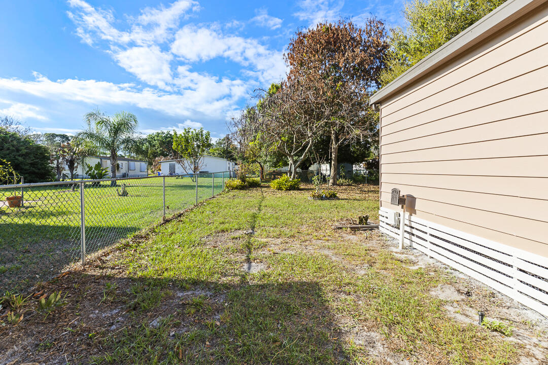 ST LUCIE FALLS REV PRCL 15 - Residential