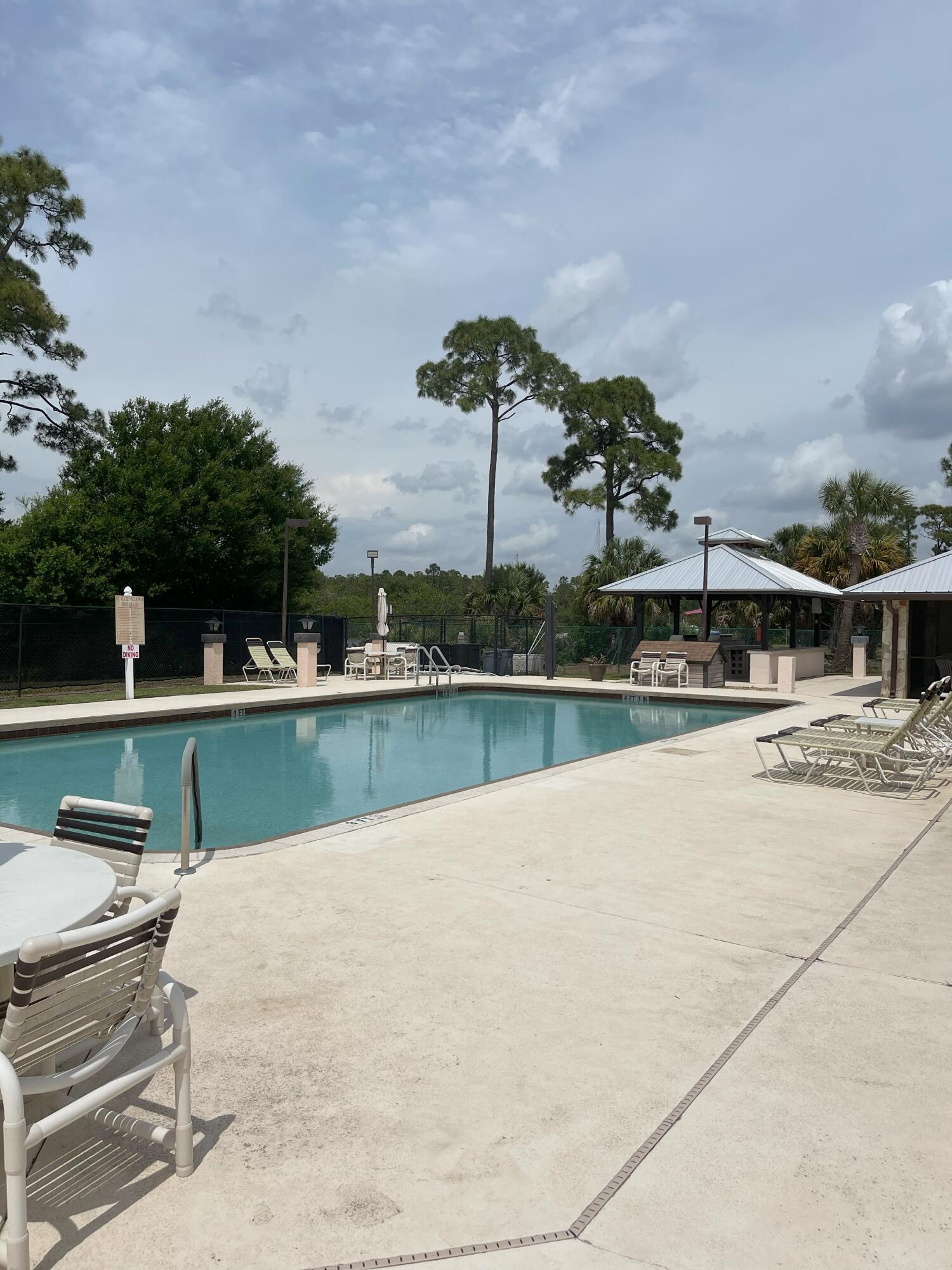 ST LUCIE FALLS REV PRCL 15 - Residential