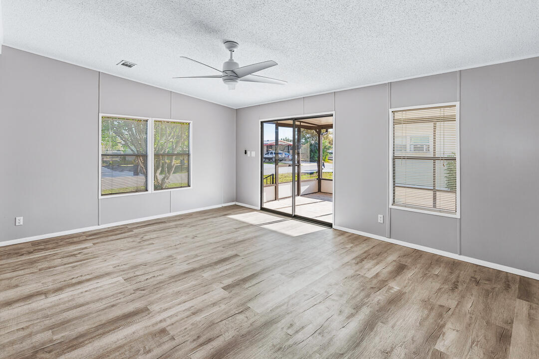 ST LUCIE FALLS REV PRCL 15 - Residential