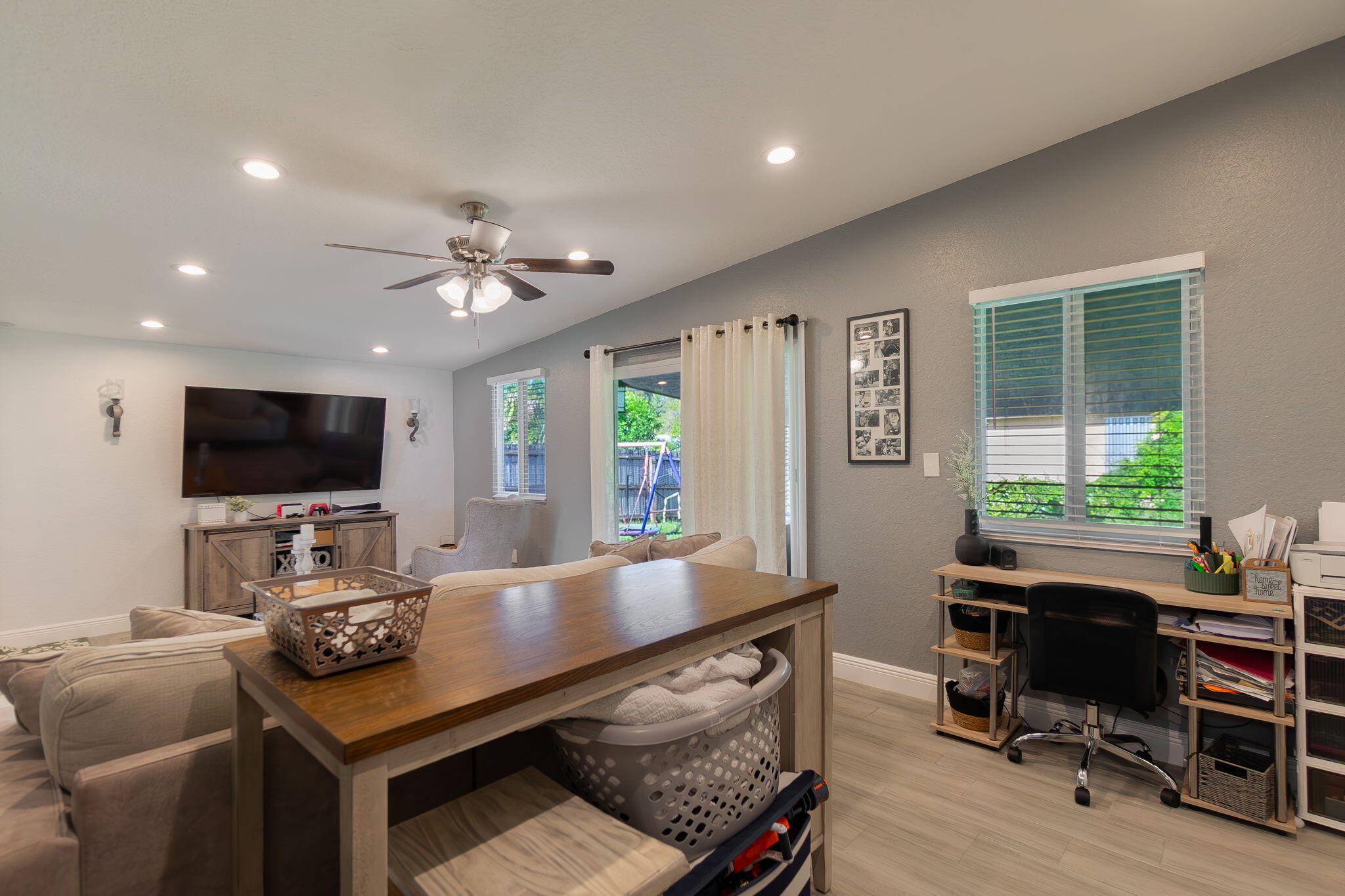 PALM BEACH COLONY SECS 1 AND 2 - Residential