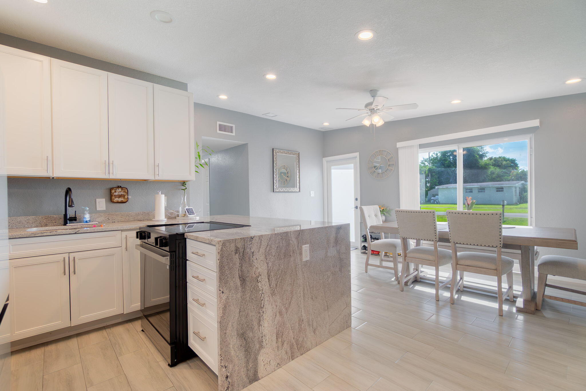 PALM BEACH COLONY SECS 1 AND 2 - Residential