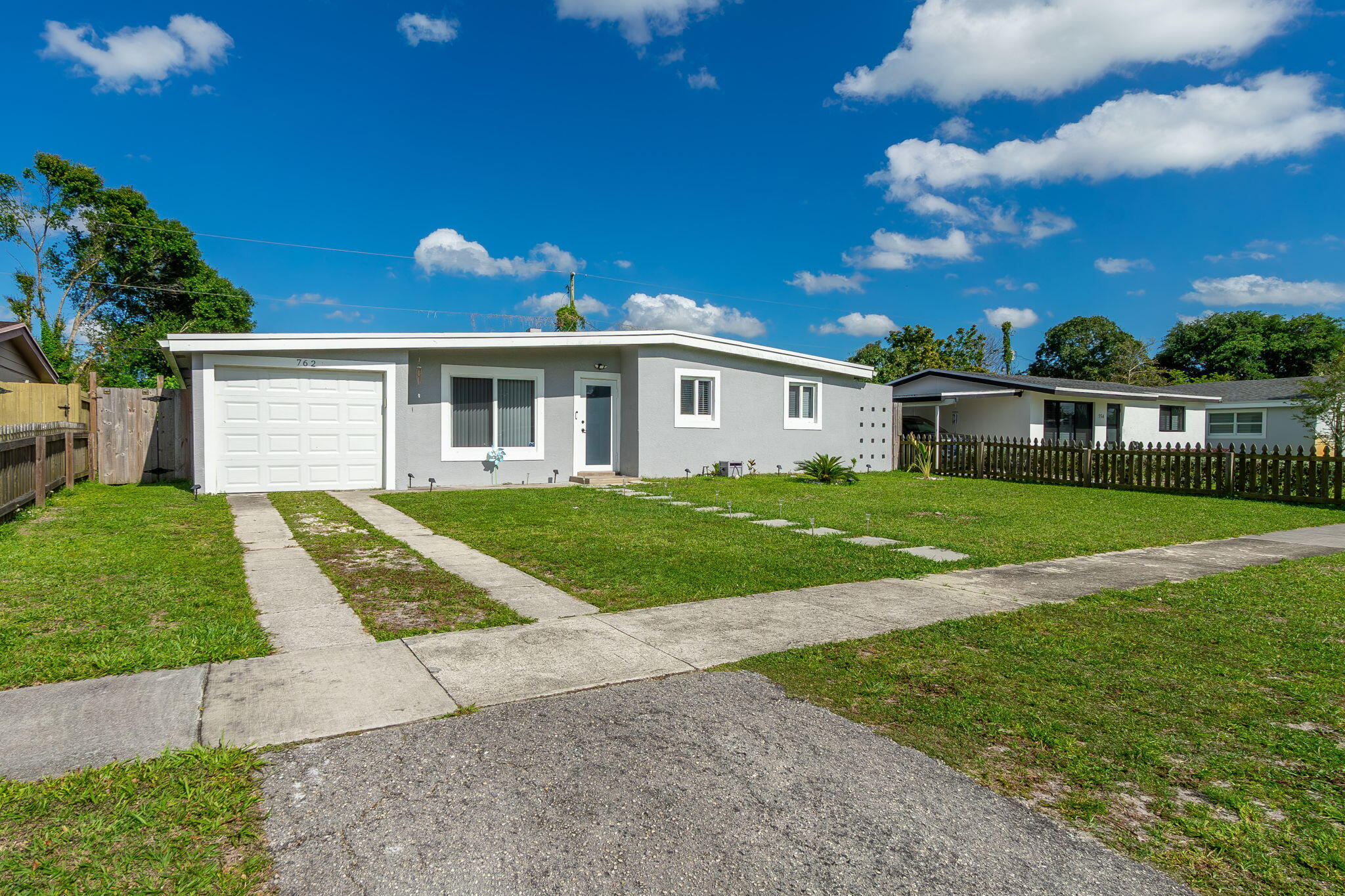 PALM BEACH COLONY SECS 1 AND 2 - Residential