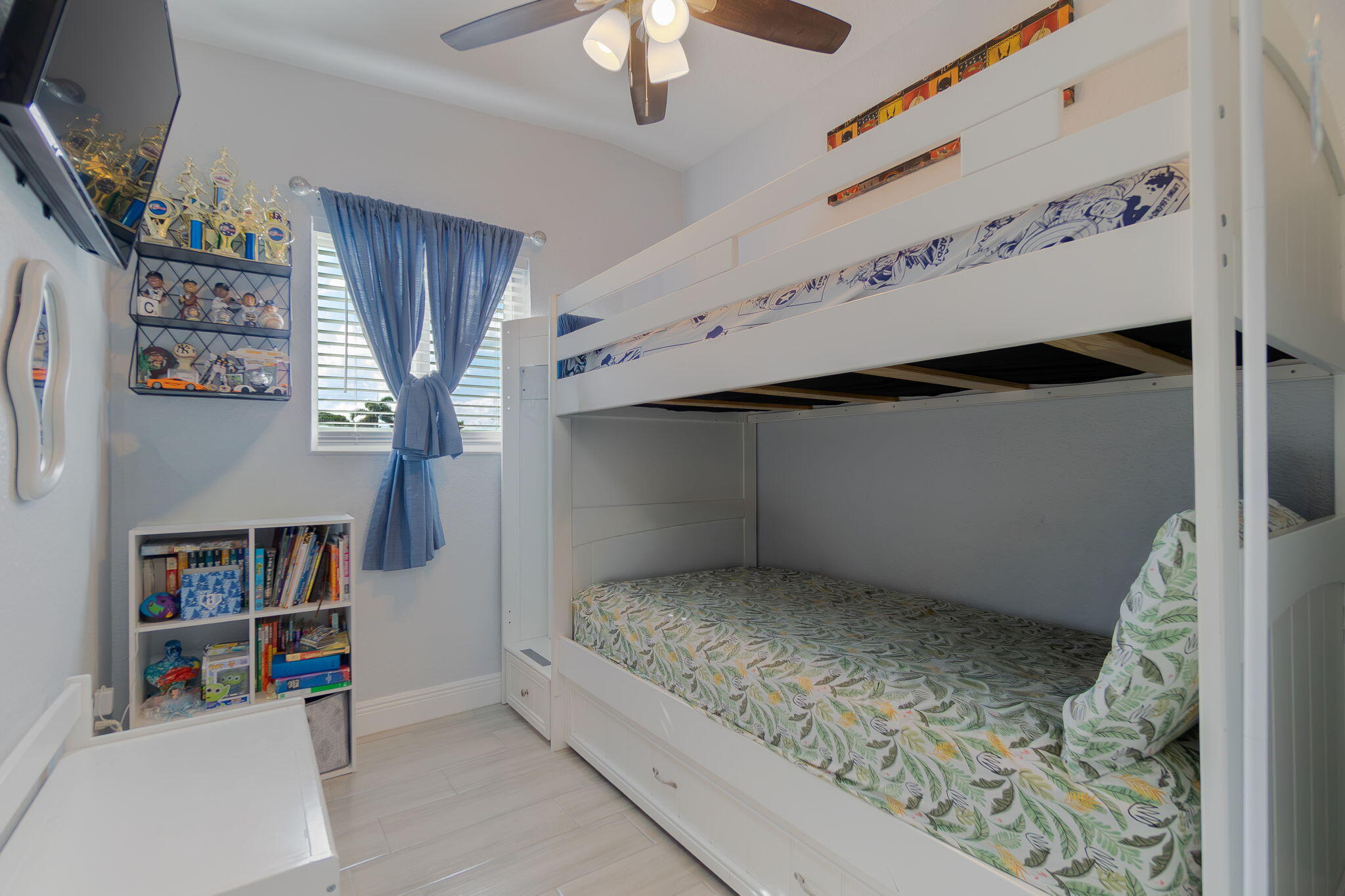 PALM BEACH COLONY SECS 1 AND 2 - Residential