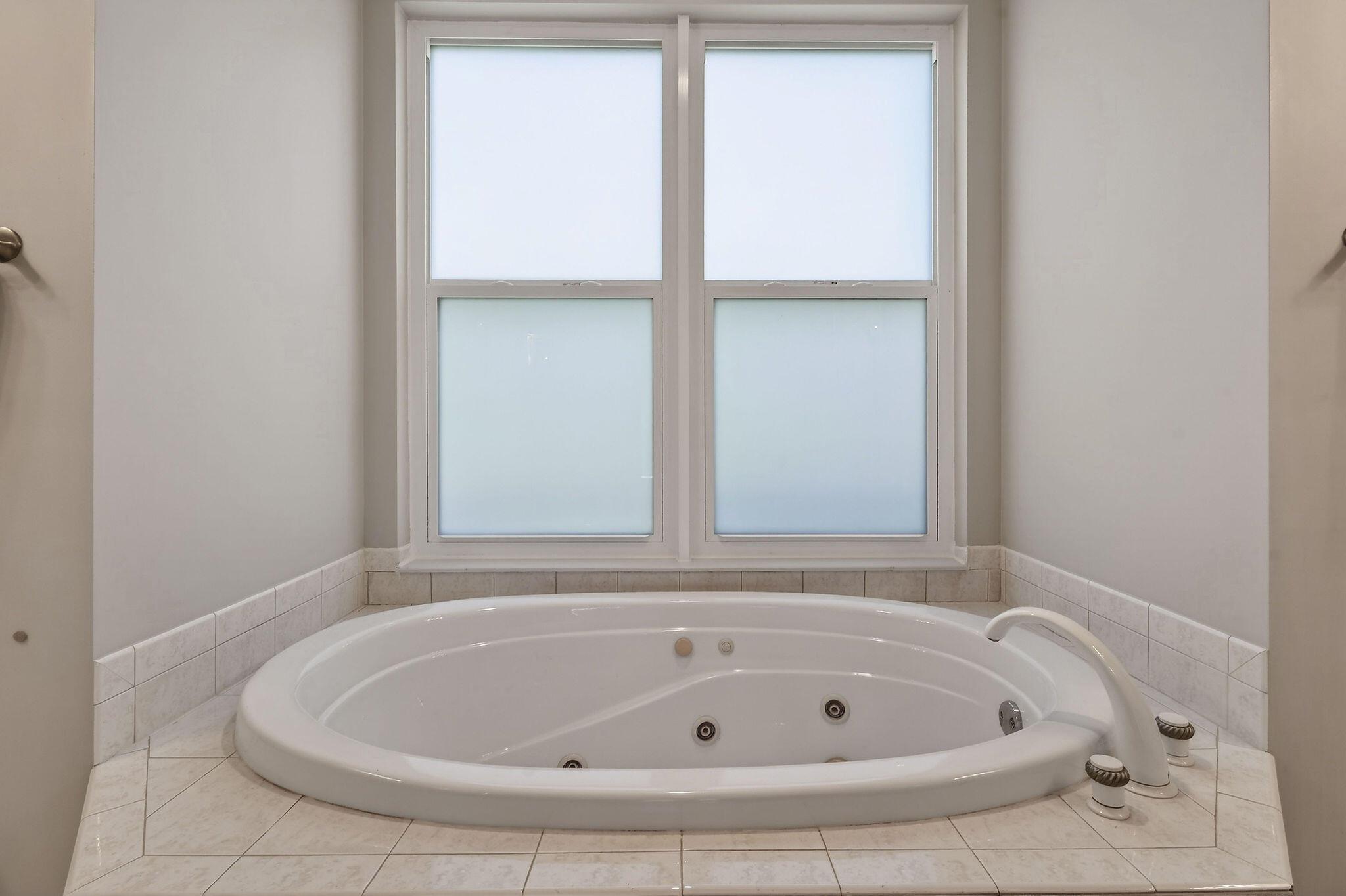 THE ARBORS (AKA FOREST GL - Residential