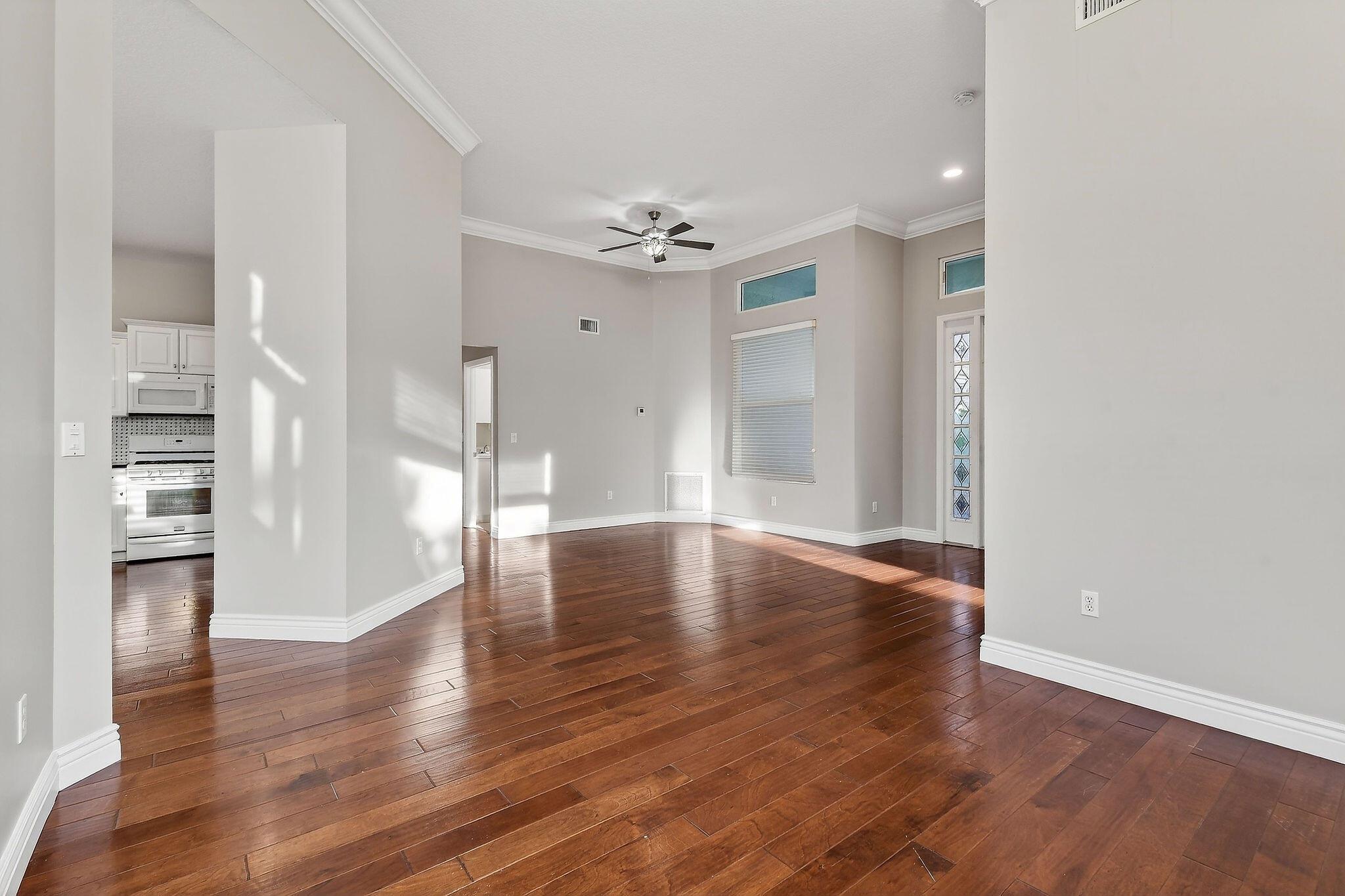 THE ARBORS (AKA FOREST GL - Residential