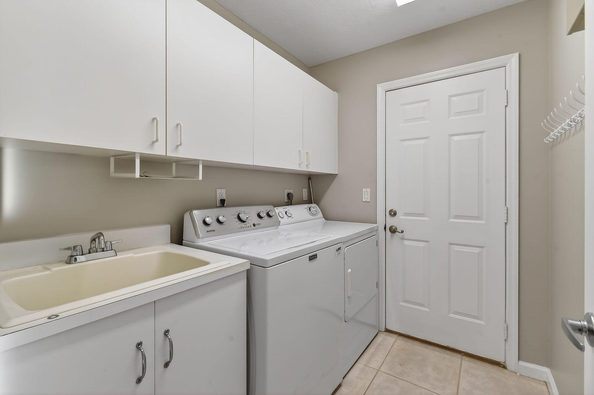 THE ARBORS (AKA FOREST GL - Residential