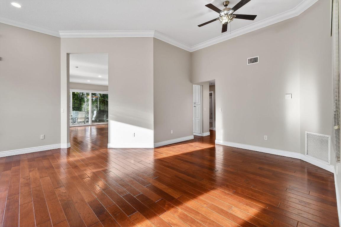 THE ARBORS (AKA FOREST GLADE) - Residential