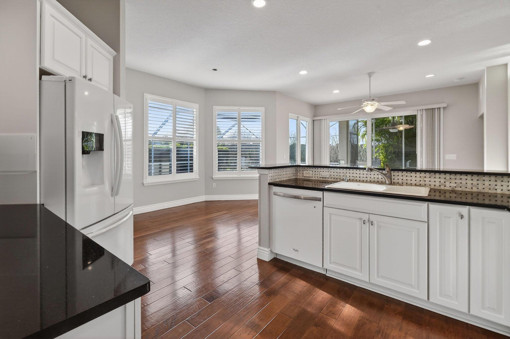 THE ARBORS (AKA FOREST GL - Residential