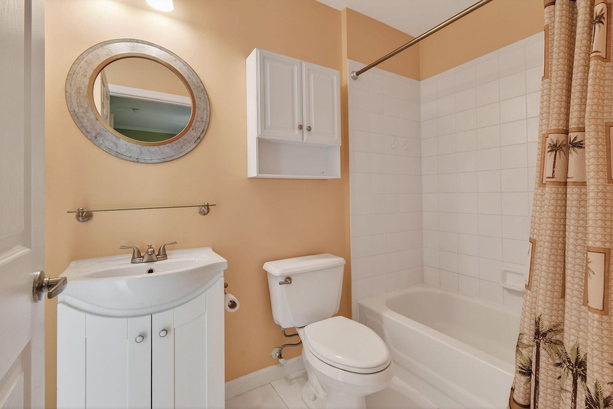 THE ARBORS (AKA FOREST GL - Residential