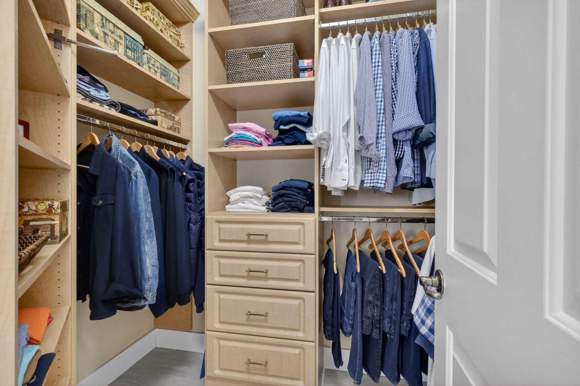 GRAND HAVEN AT LINTON BLVD - Residential