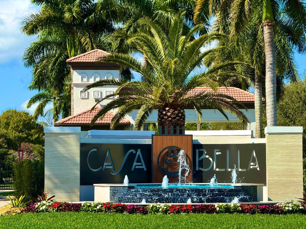 GRAND HAVEN AT LINTON BLVD - Residential