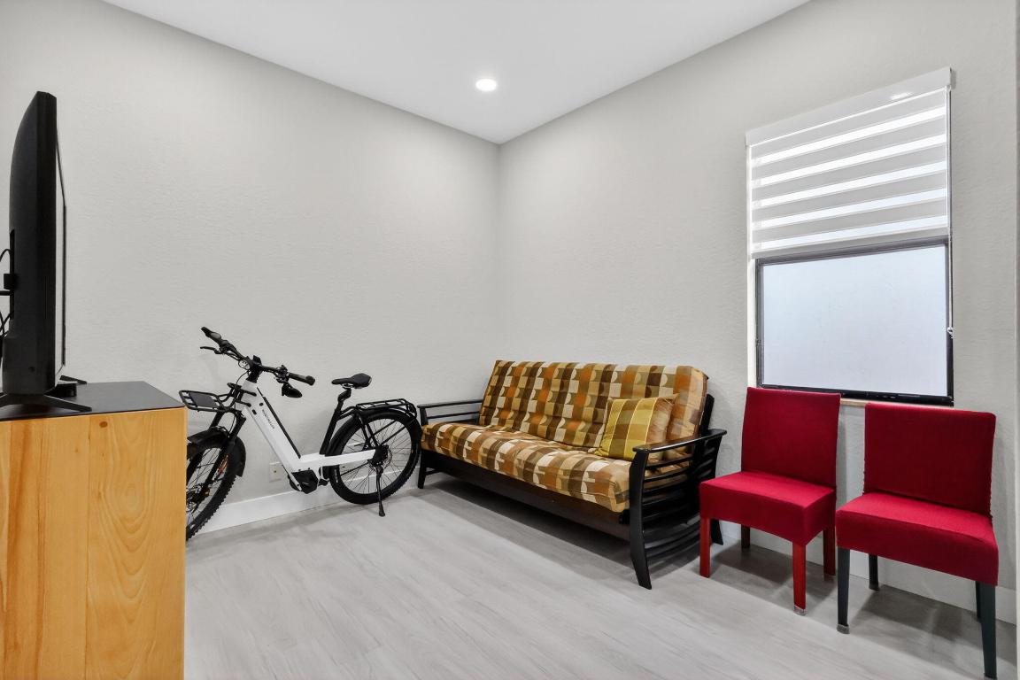 GRAND HAVEN AT LINTON BLVD - Residential