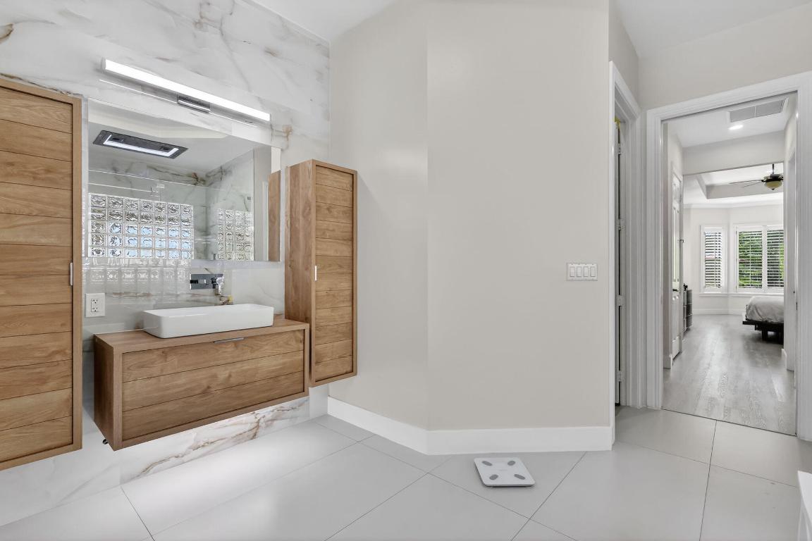 GRAND HAVEN AT LINTON BLVD - Residential