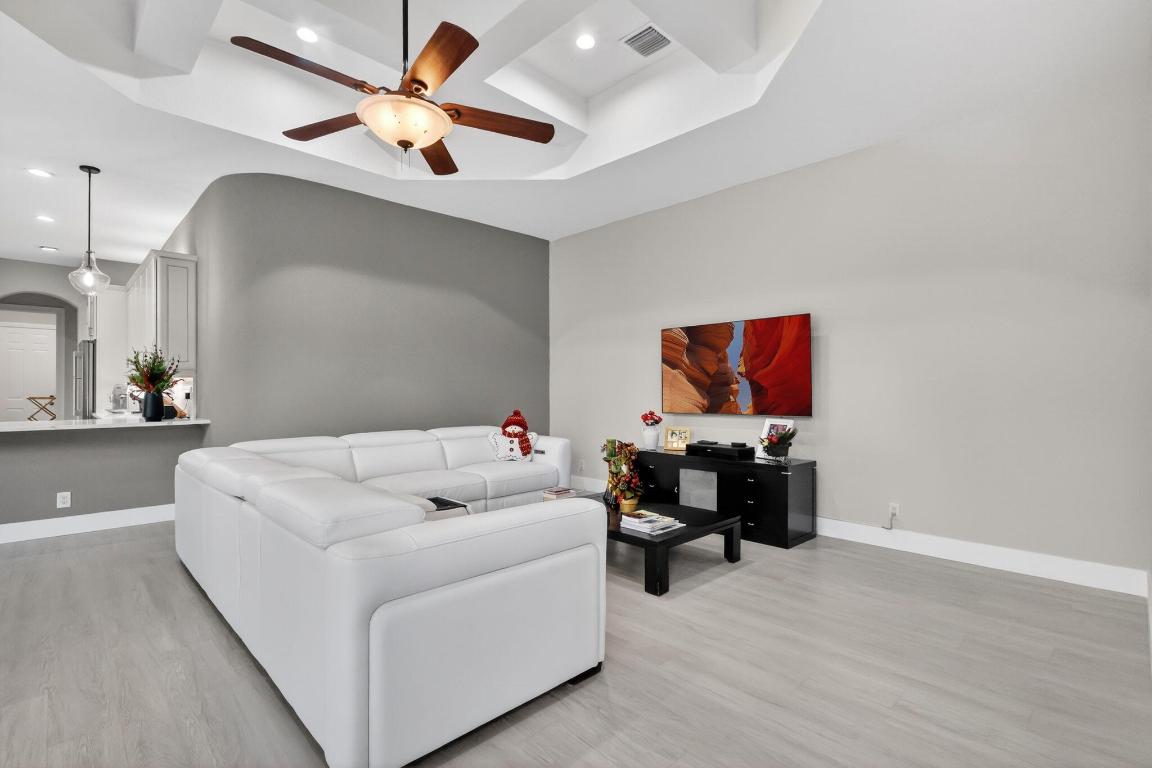 GRAND HAVEN AT LINTON BLVD - Residential