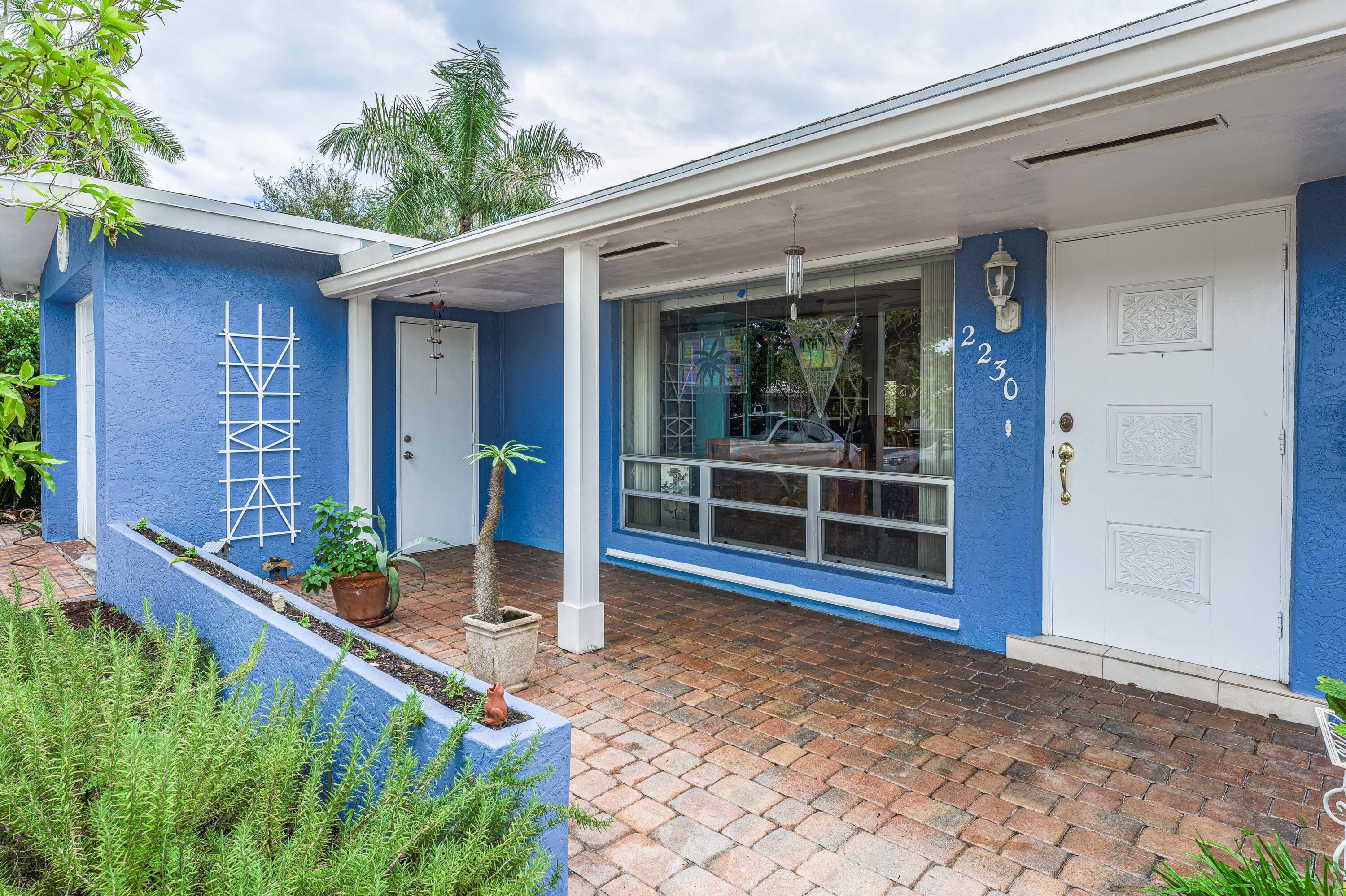 IMPERIAL POINT - Residential