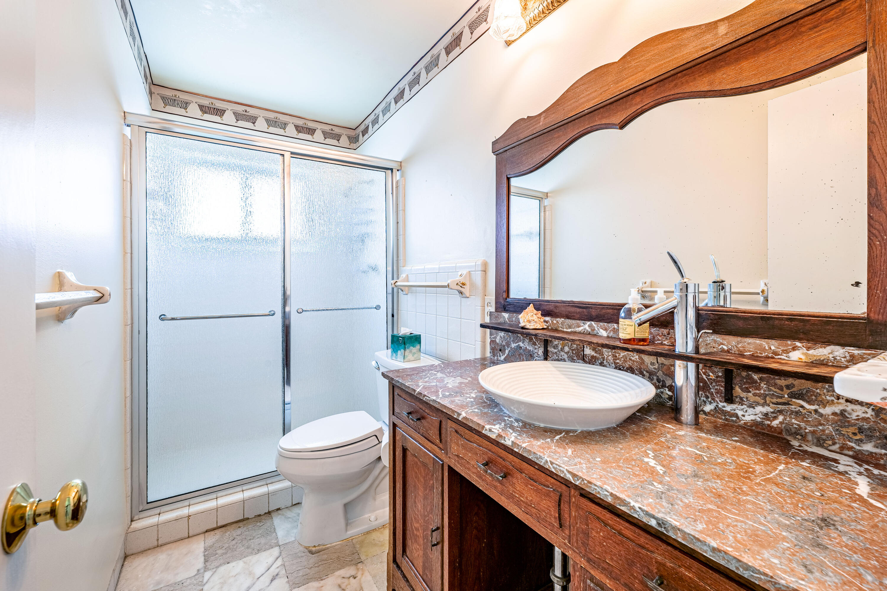 IMPERIAL POINT - Residential