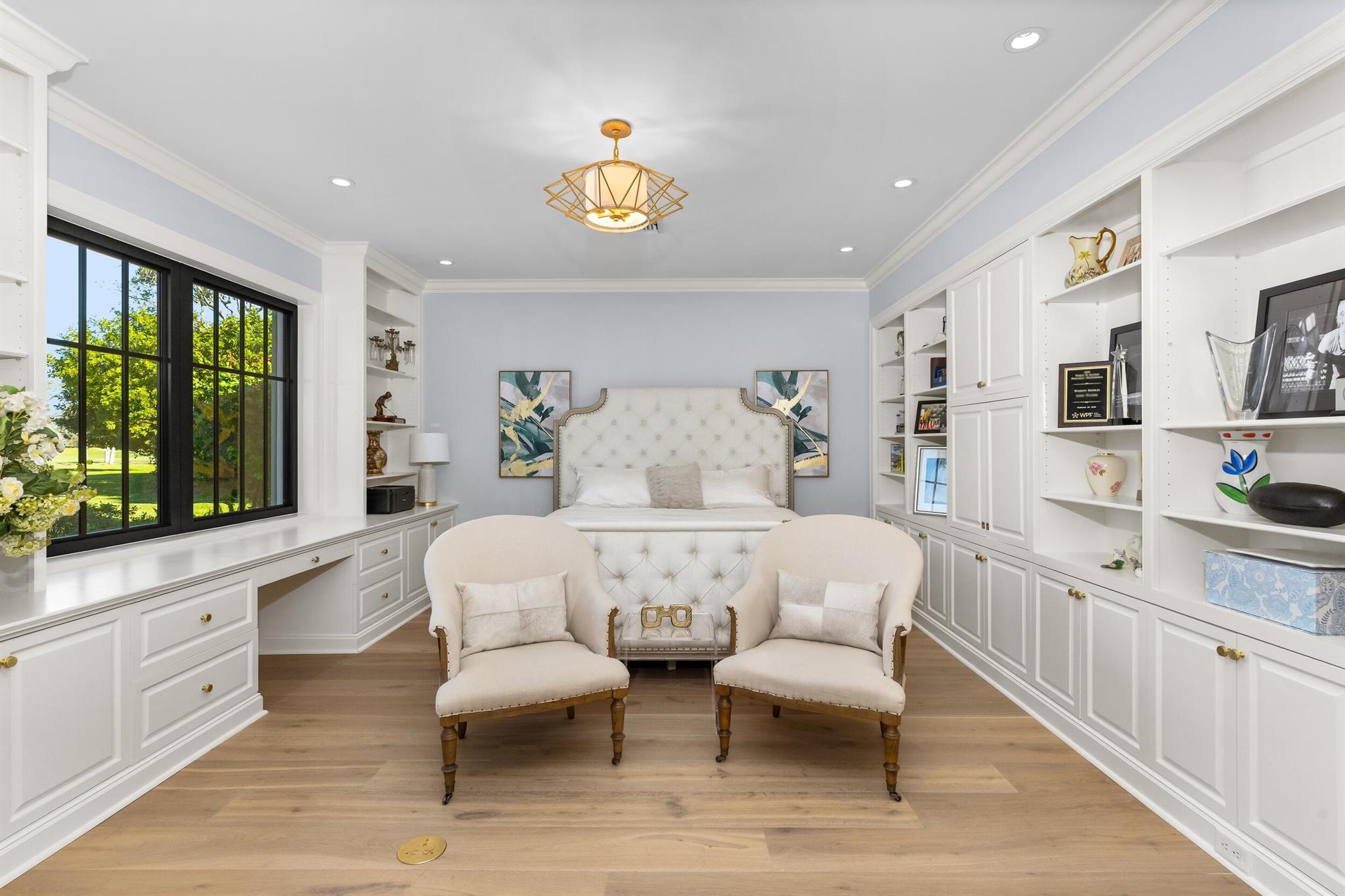 VILLAGE OF GOLF - Residential