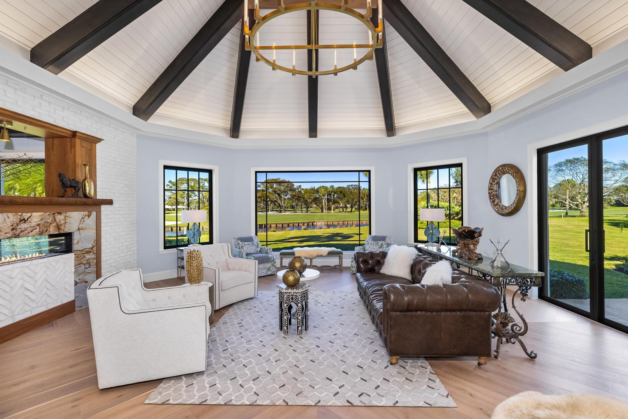 VILLAGE OF GOLF - Residential