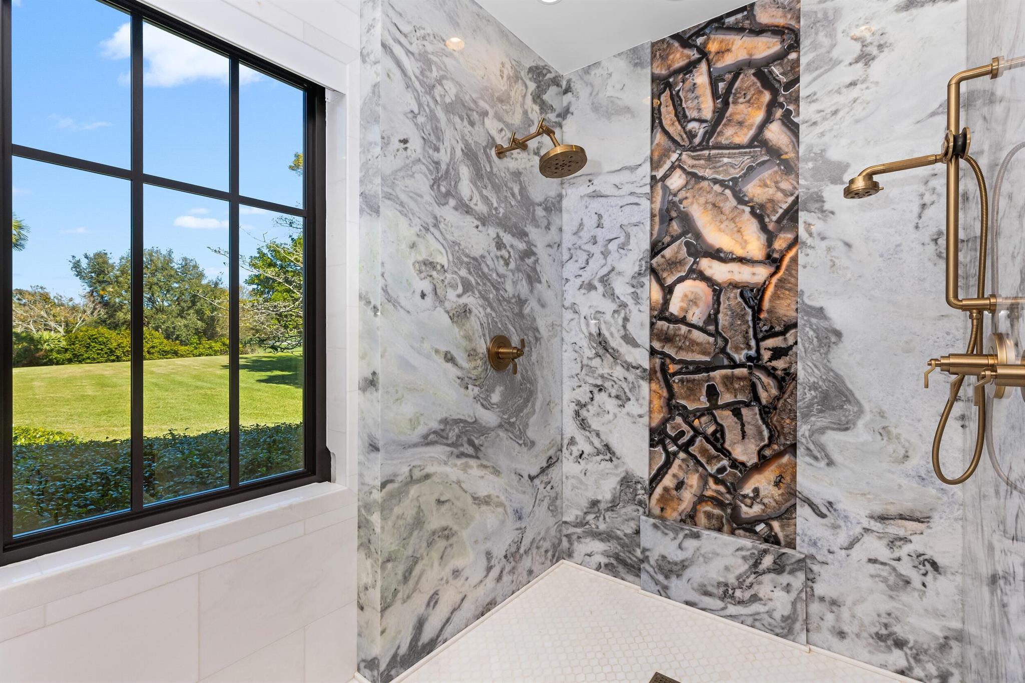 VILLAGE OF GOLF - Residential